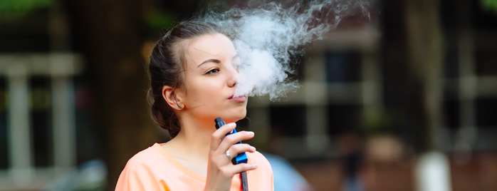 girl with vape