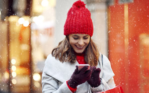 girl shopping with phone