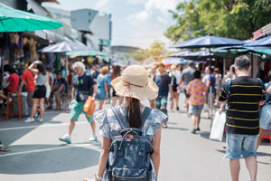 wandering summer market